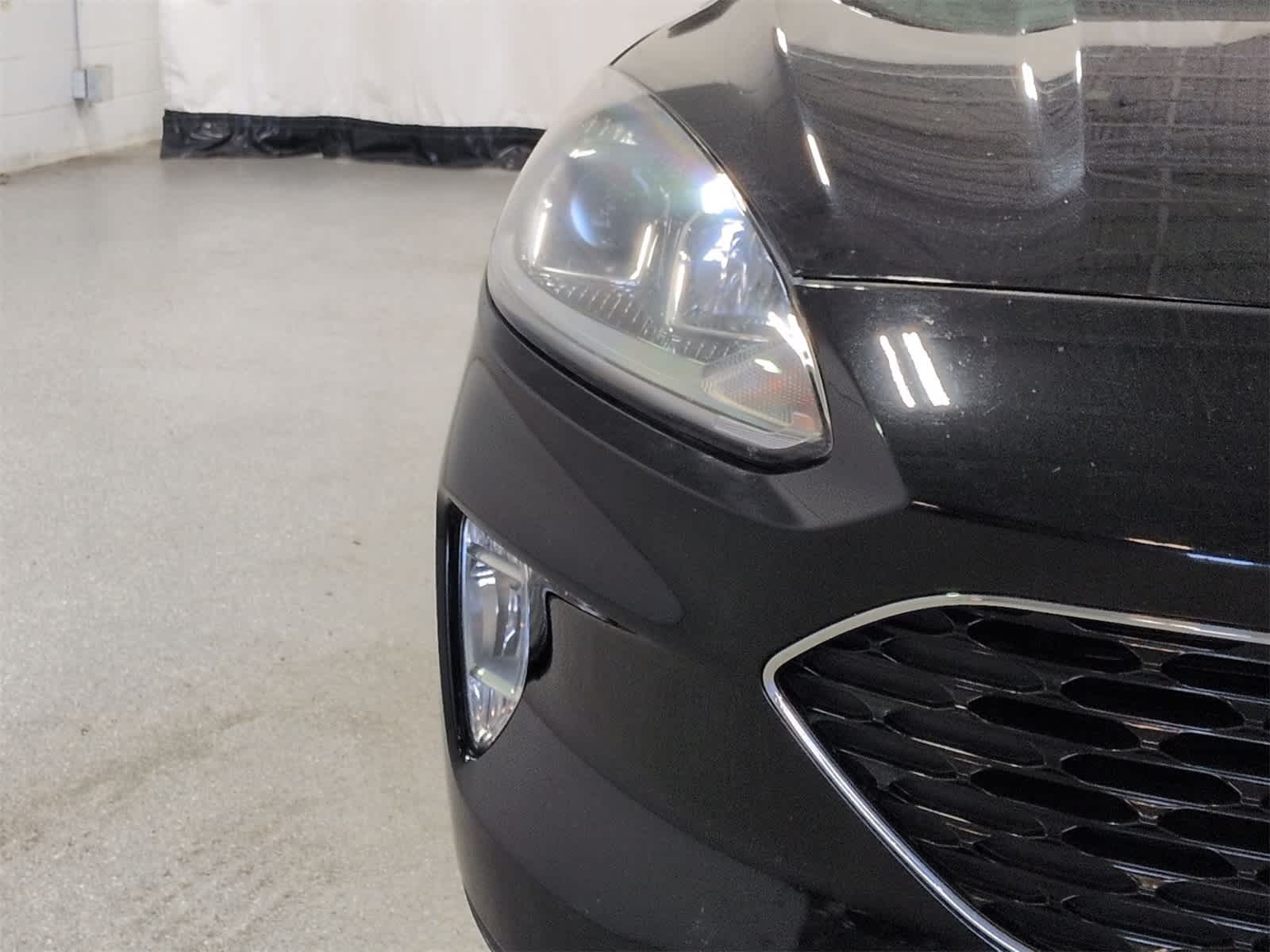 Thumbnail: 2020 Ford Escape - 11