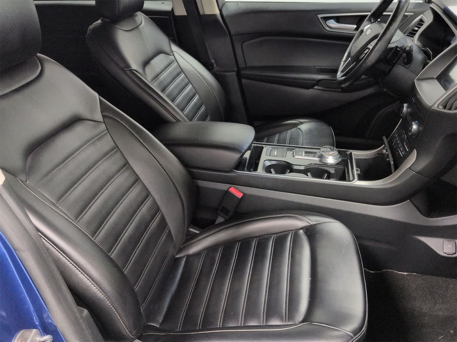 Thumbnail: 2020 Ford Edge - 22