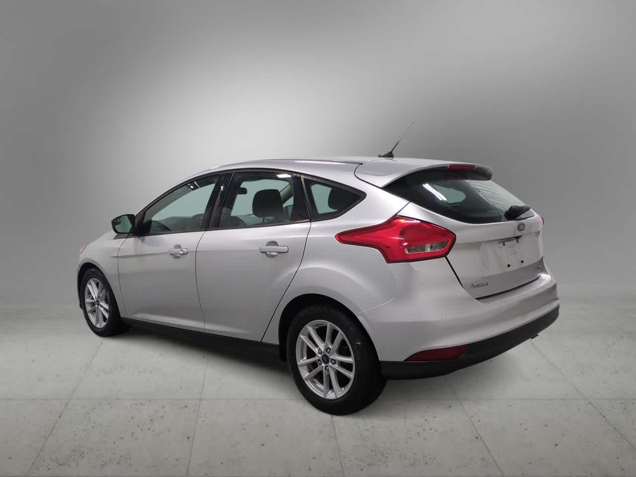 Thumbnail: 2018 Ford Focus - 6