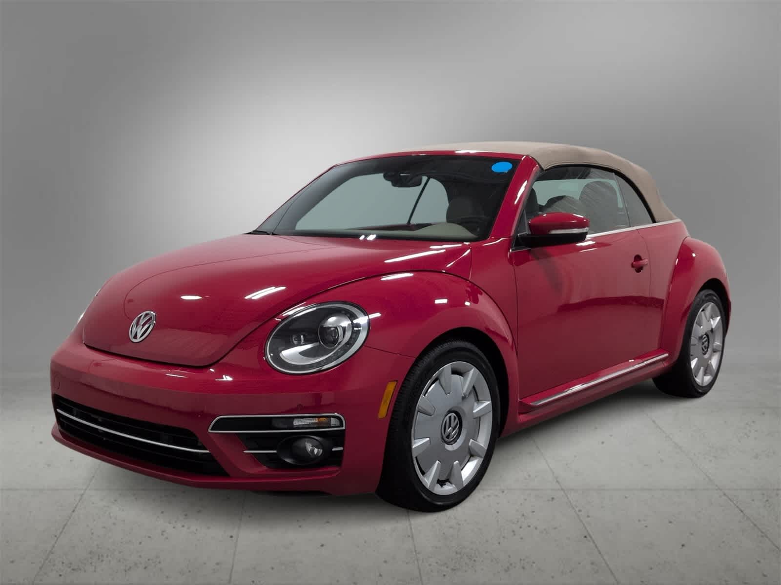 Thumbnail: 2019 Volkswagen Beetle - 4