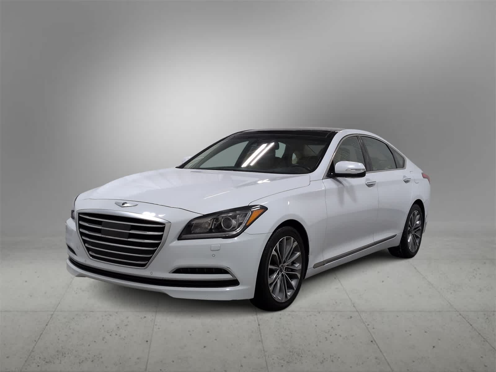 Thumbnail: 2015 Hyundai Genesis - 1