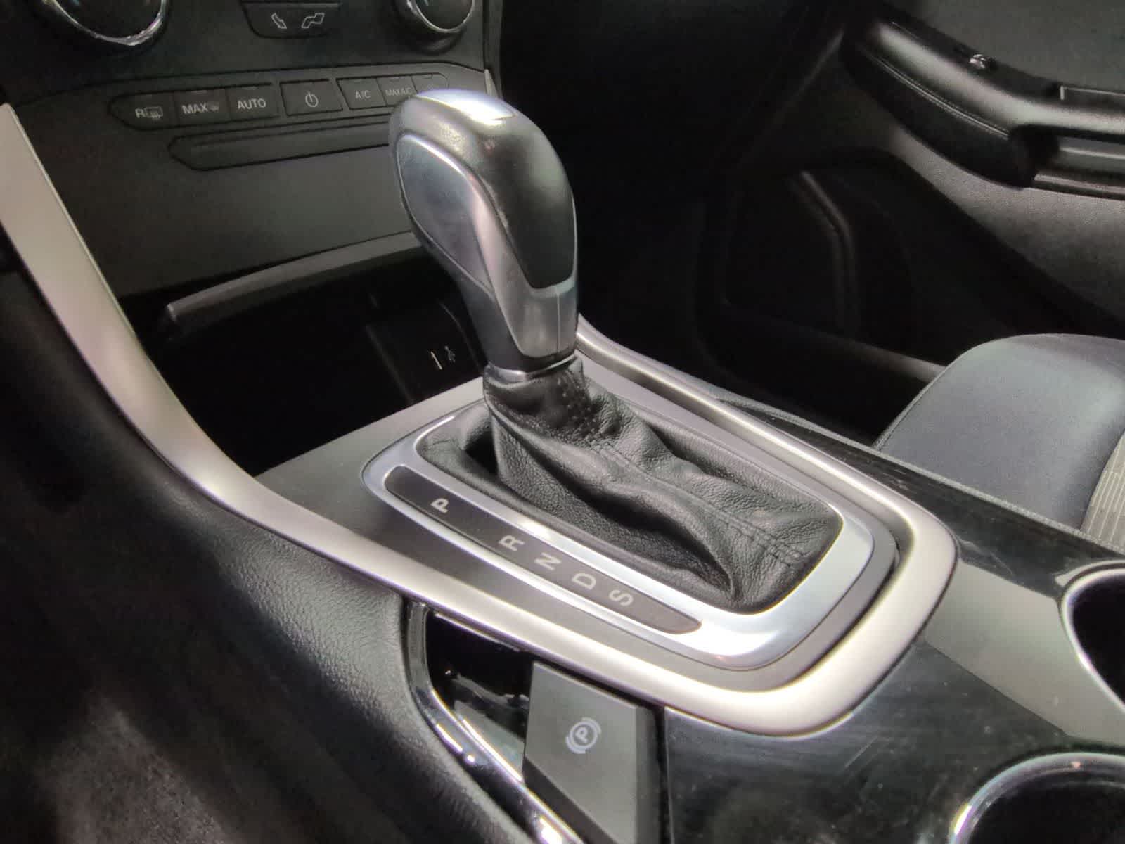 Thumbnail: 2017 Ford Edge - 31