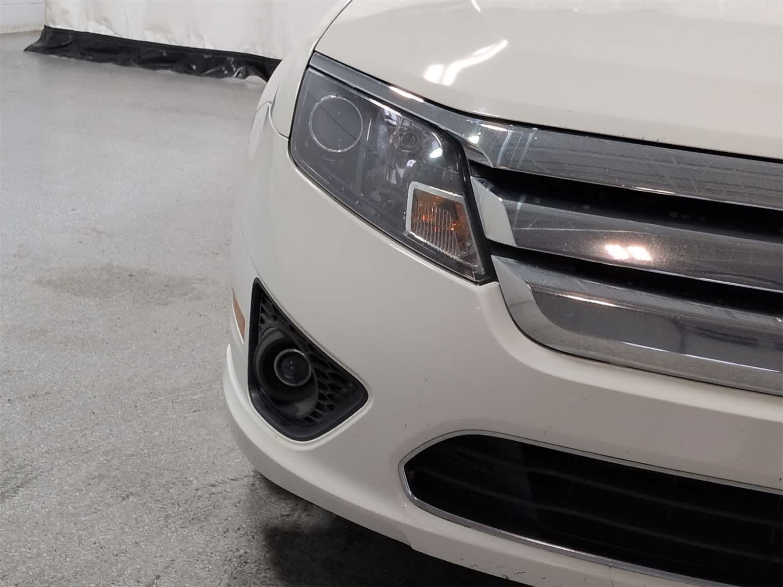 Thumbnail: 2012 Ford Fusion - 11