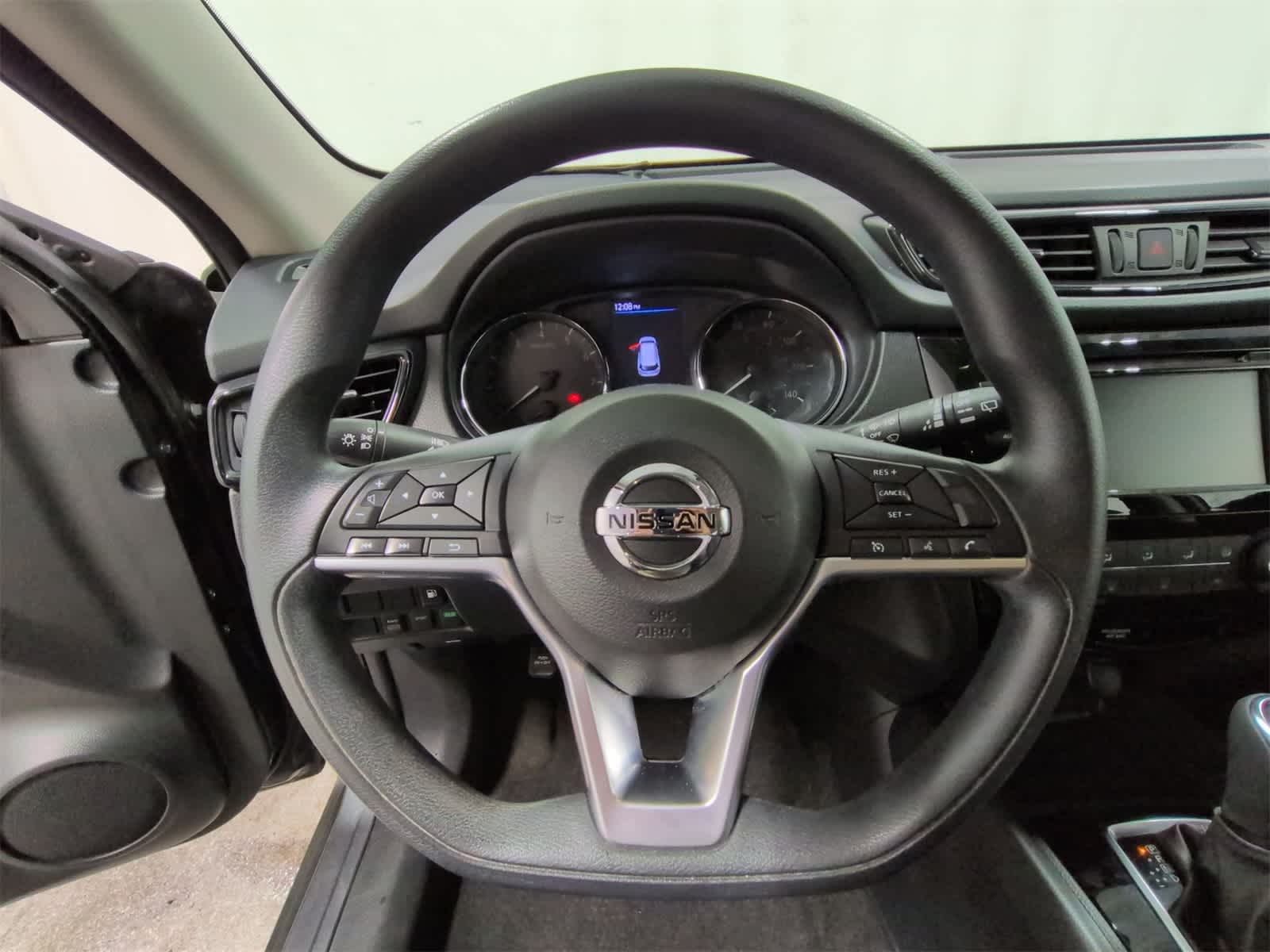 Thumbnail: 2018 Nissan Rogue - 22