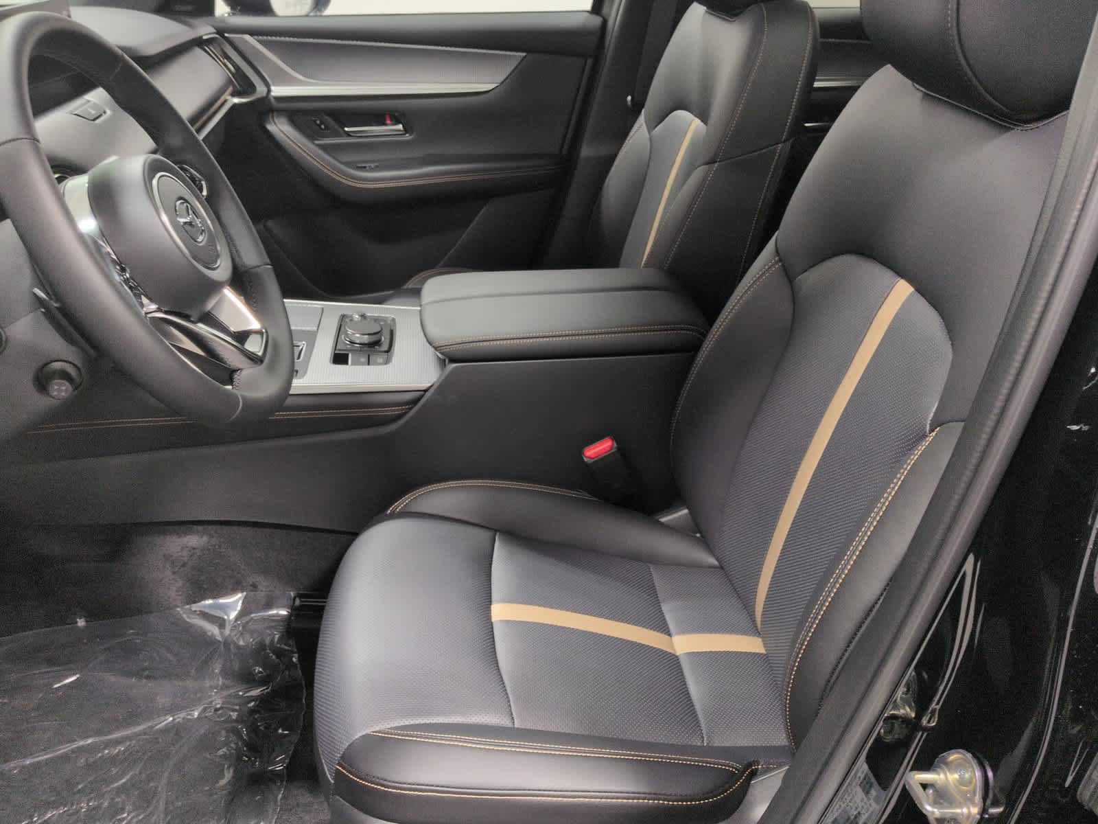 2026 Mazda CX-70 Premium Package - Photo 17
