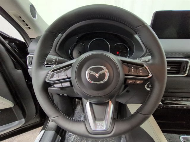 Thumbnail: 2025 Mazda CX-5 - 25