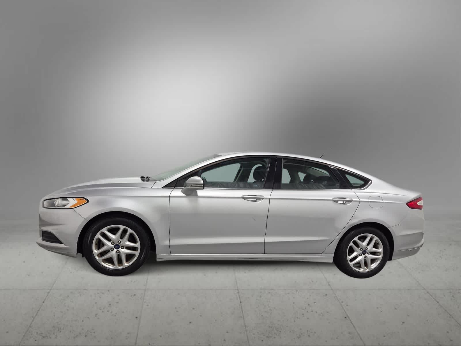 Thumbnail: 2016 Ford Fusion - 5