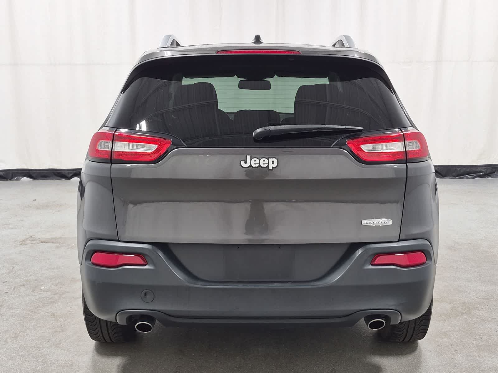 Thumbnail: 2014 Jeep Cherokee - 13