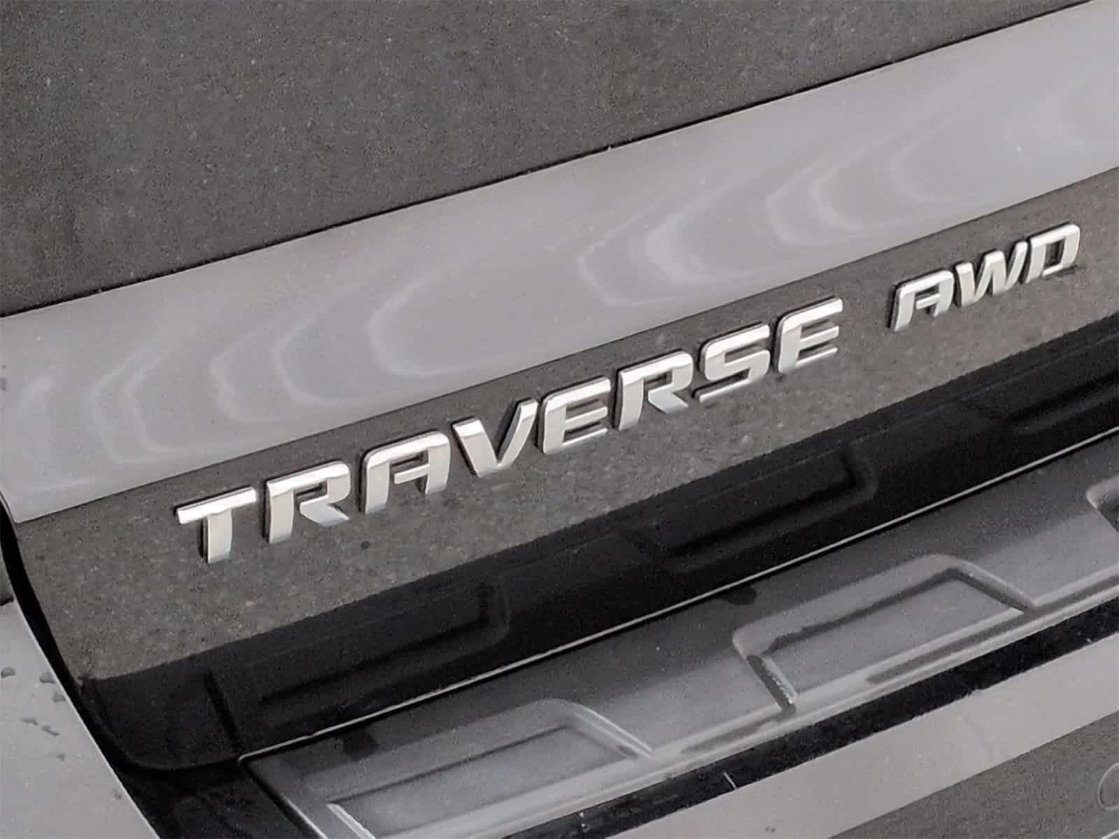 Thumbnail: 2017 Chevrolet Traverse - 13