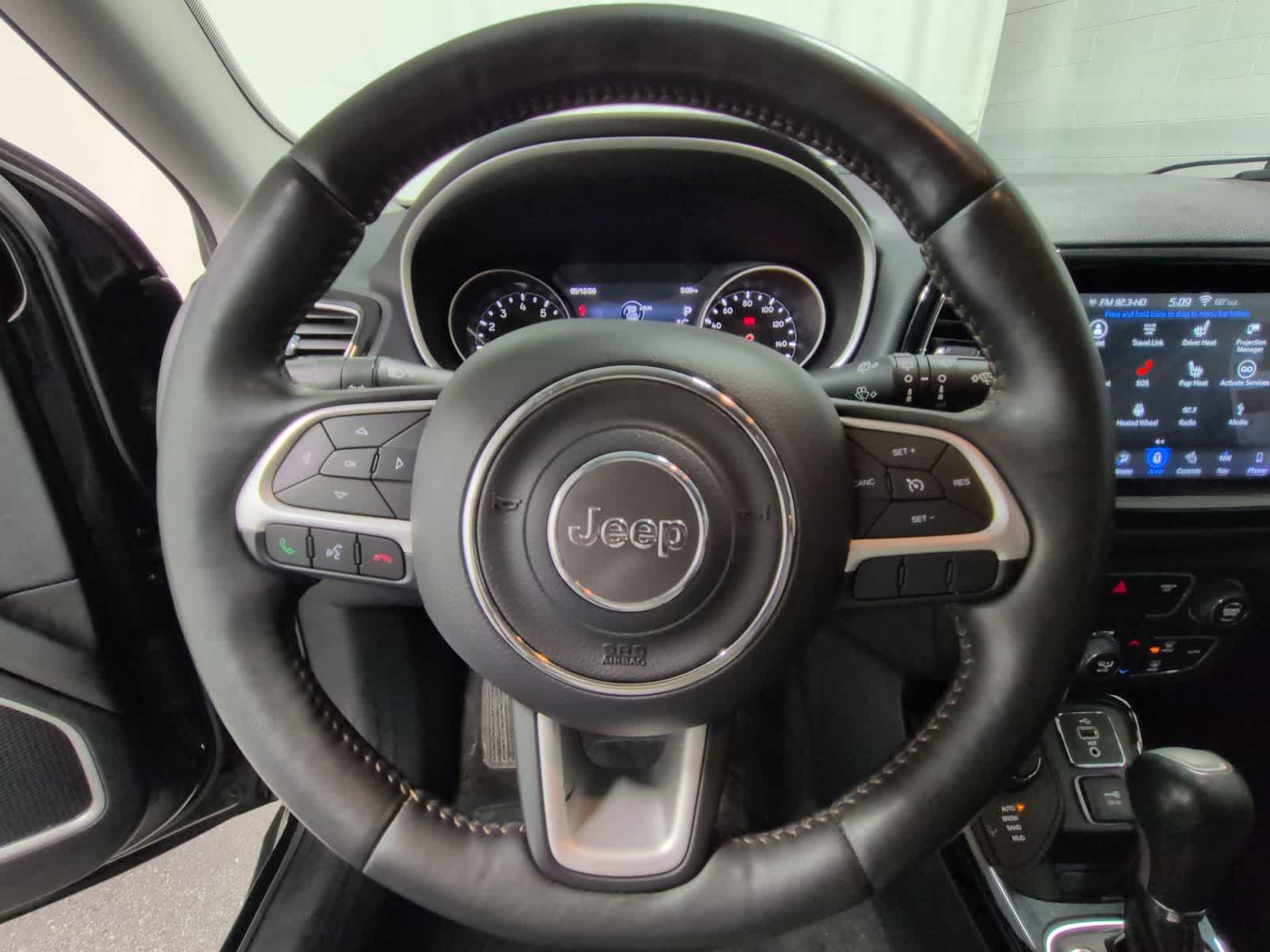 Thumbnail: 2018 Jeep Compass - 23