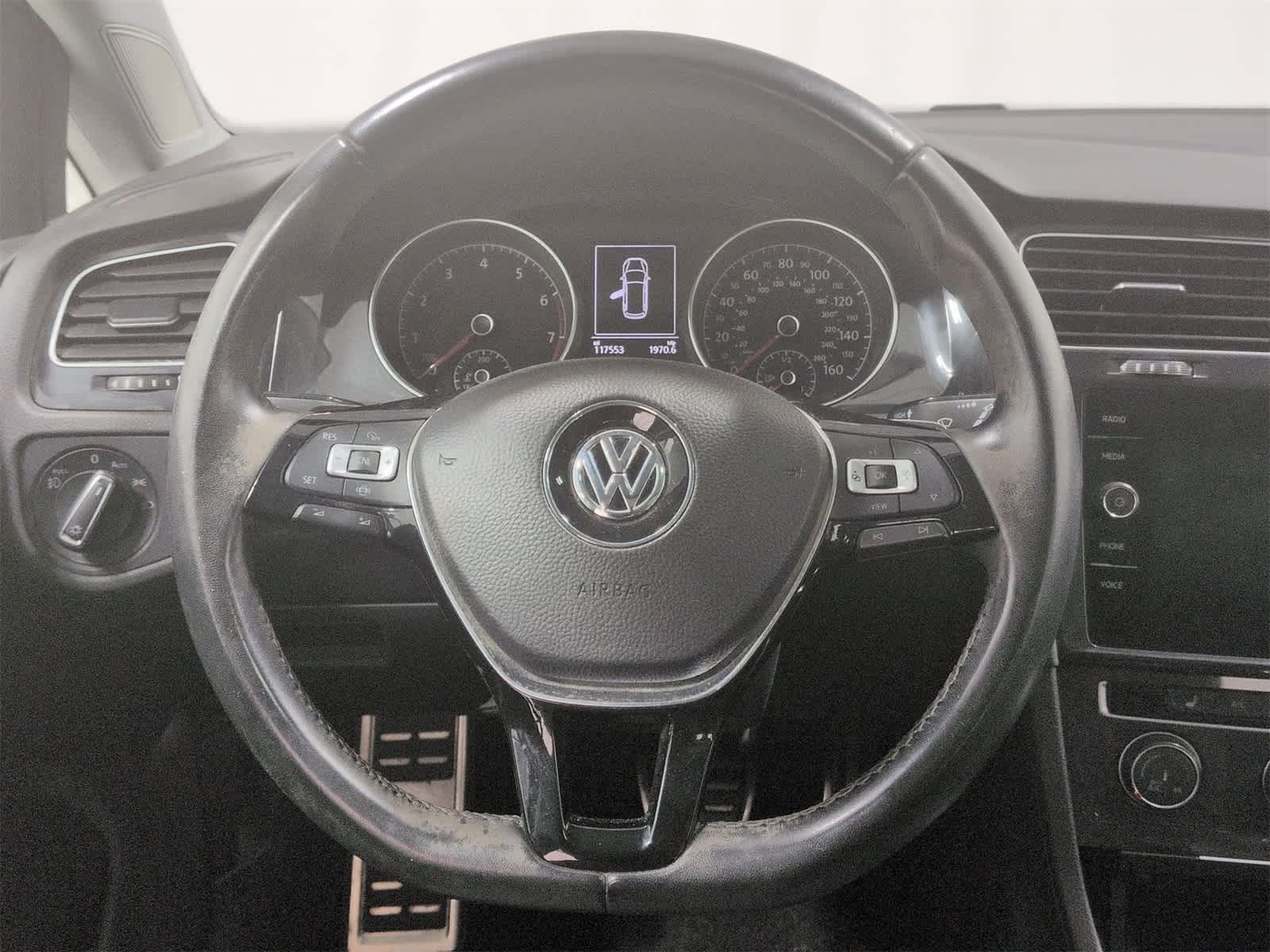 Thumbnail: 2019 Volkswagen Golf - 25