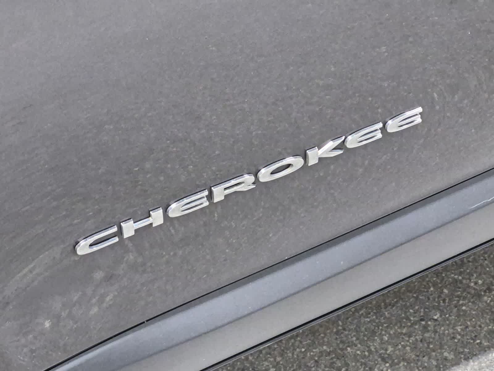 Thumbnail: 2014 Jeep Cherokee - 20
