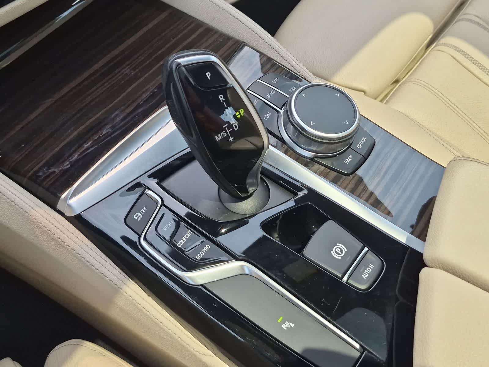 Thumbnail: 2017 BMW 5 Series - 32