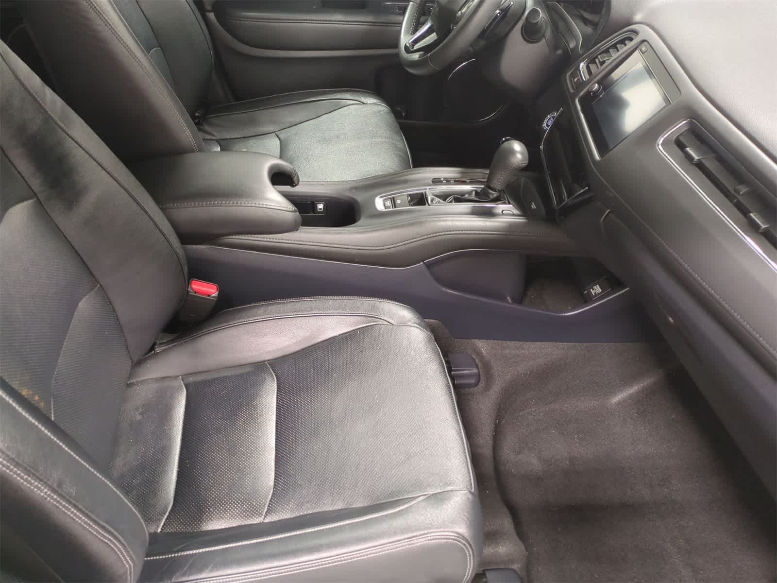 Thumbnail: 2019 Honda HR-V - 24