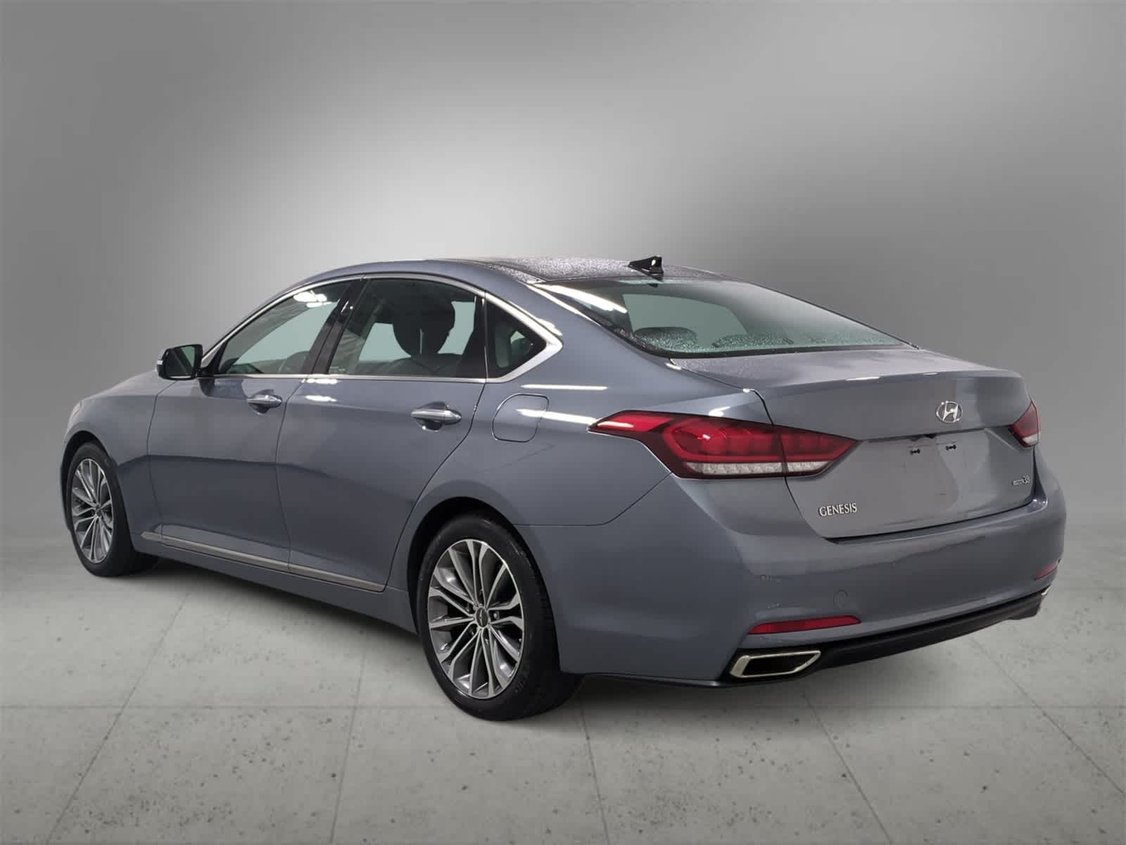 Thumbnail: 2015 Hyundai Genesis - 6