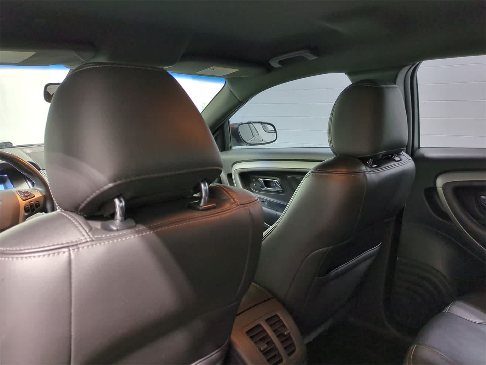 Thumbnail: 2016 Ford Taurus - 19