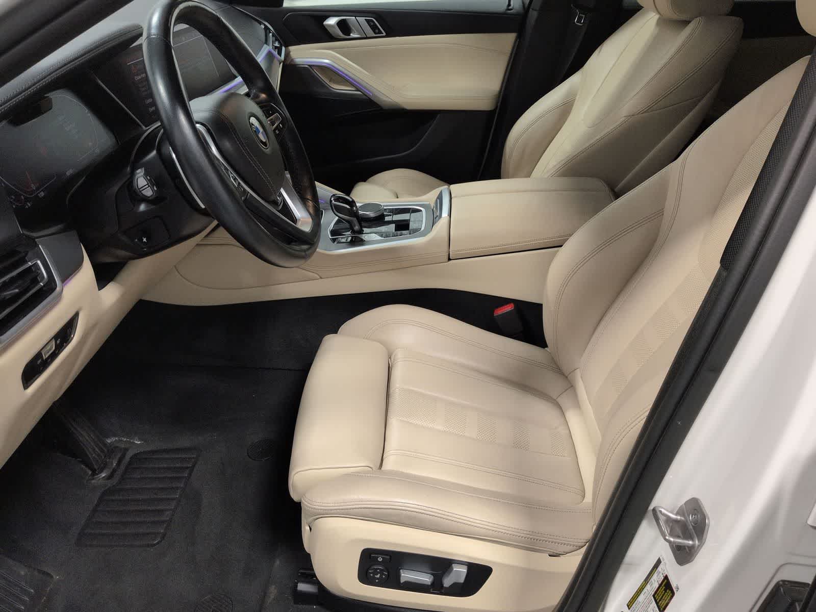 Thumbnail: 2022 BMW X6 - 17