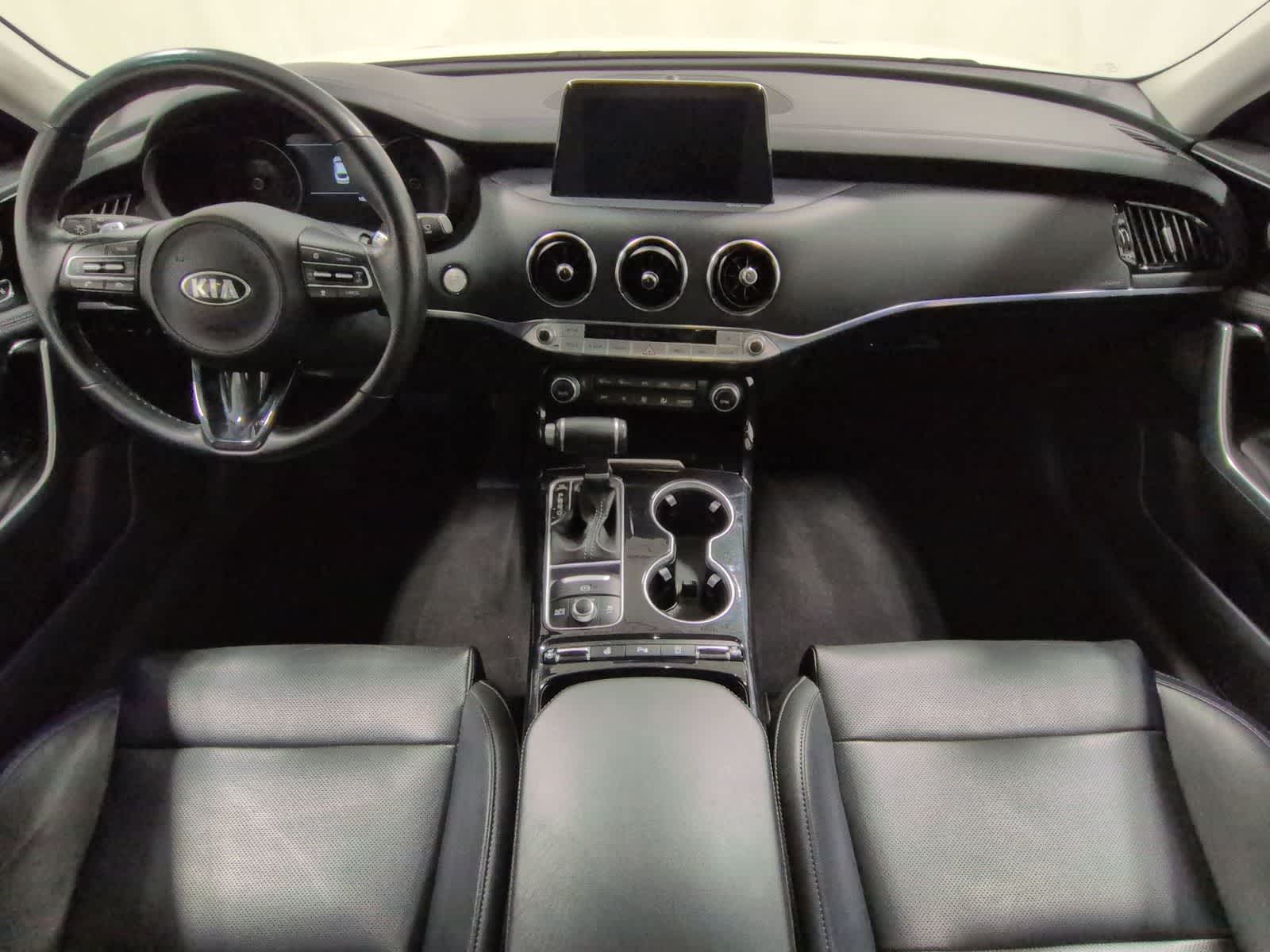 Thumbnail: 2019 Kia Stinger - 16