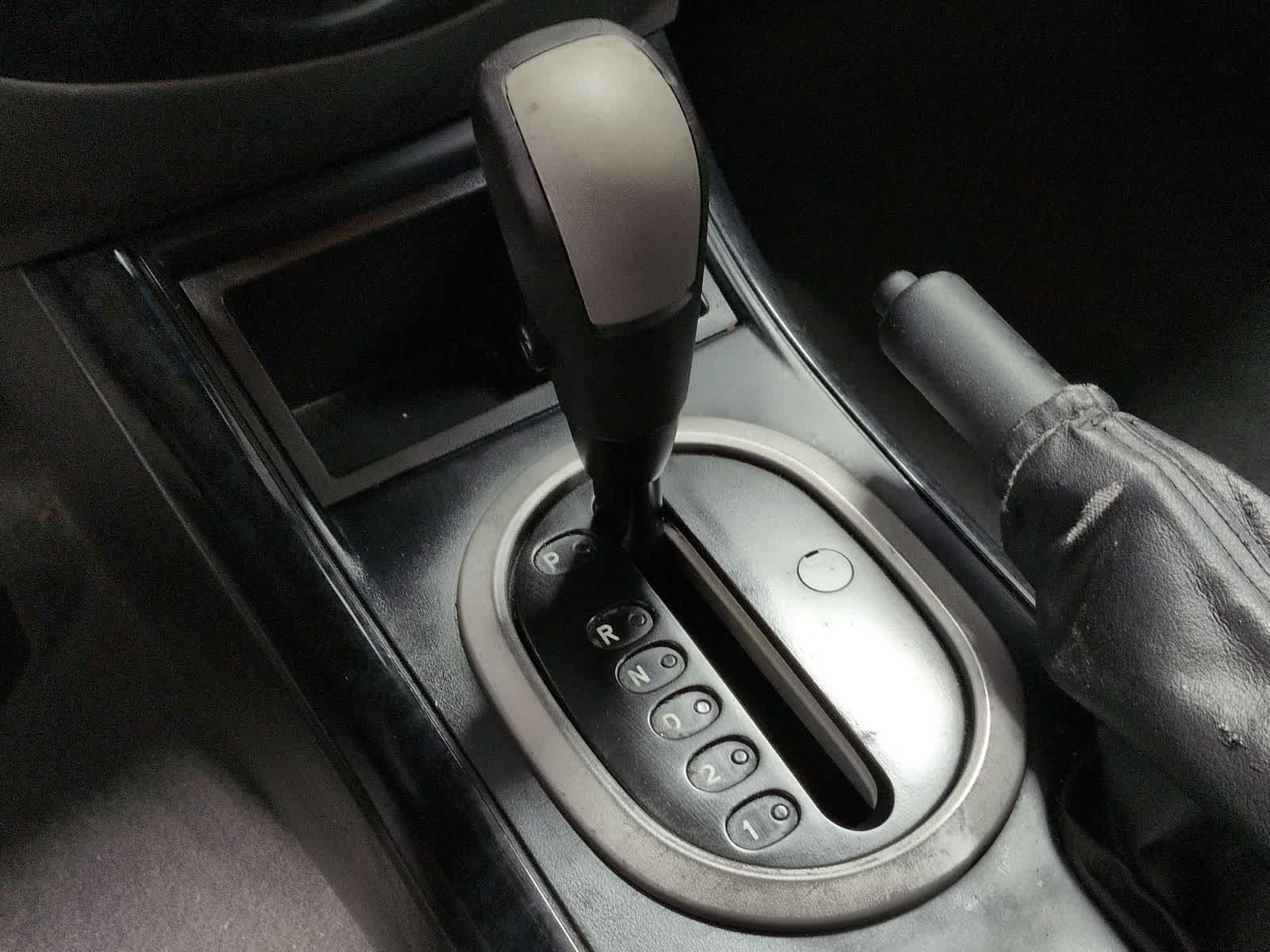 Thumbnail: 2005 Mazda Tribute - 31