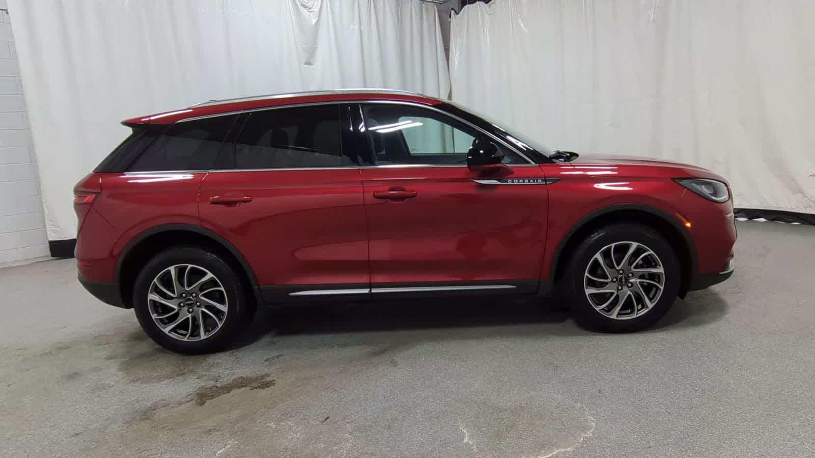 Thumbnail: 2020 Lincoln Corsair - 9