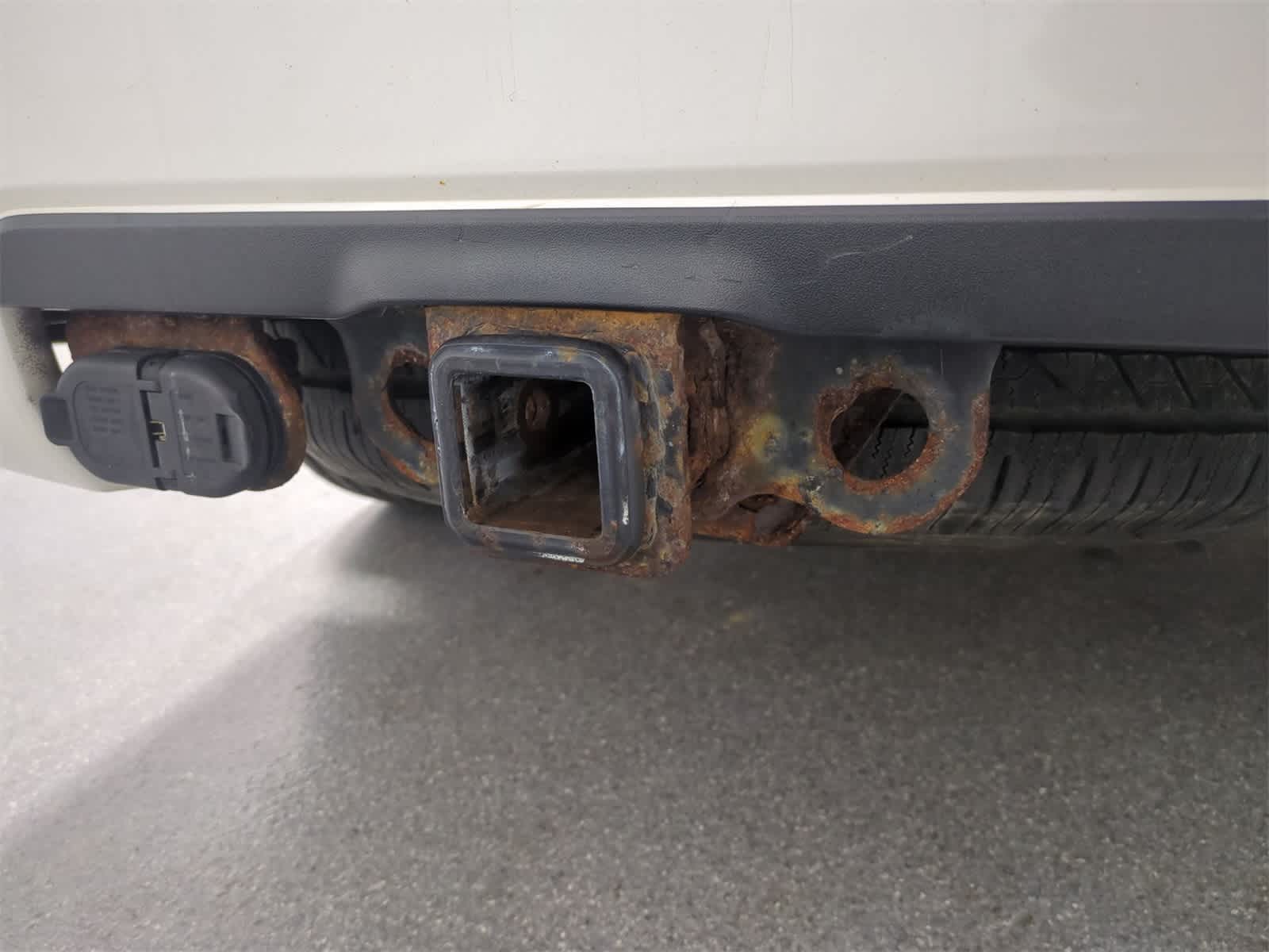 Thumbnail: 2013 Toyota Sequoia - 38