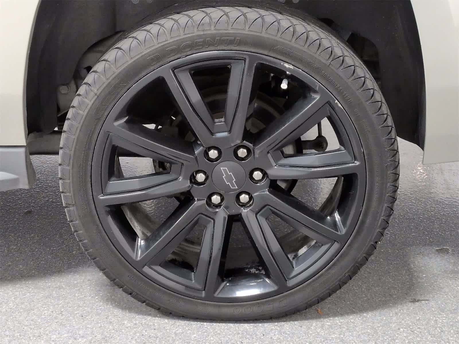 Thumbnail: 2015 Chevrolet Suburban - 14