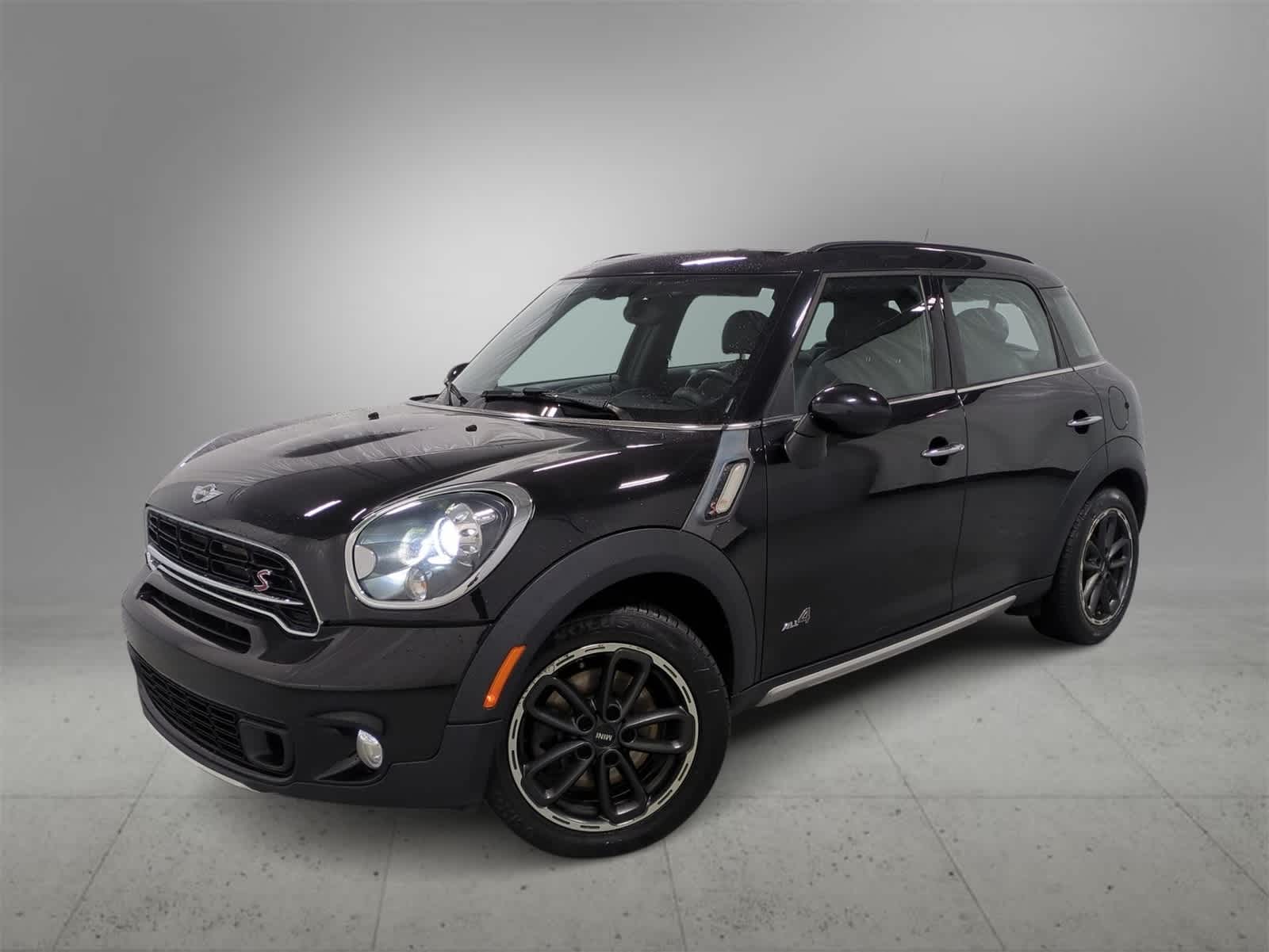 Thumbnail: 2016 MINI Cooper Countryman - 1