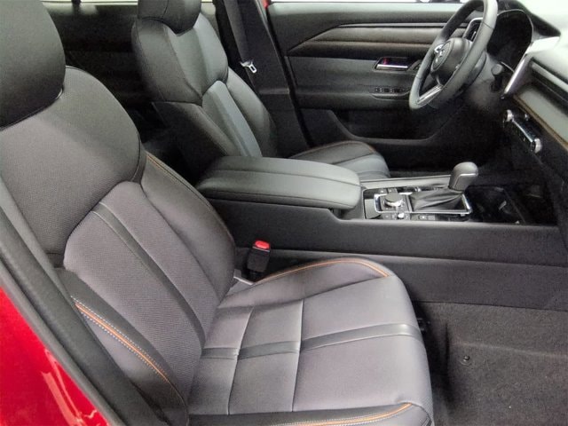 Thumbnail: 2026 Mazda CX-50 - 24