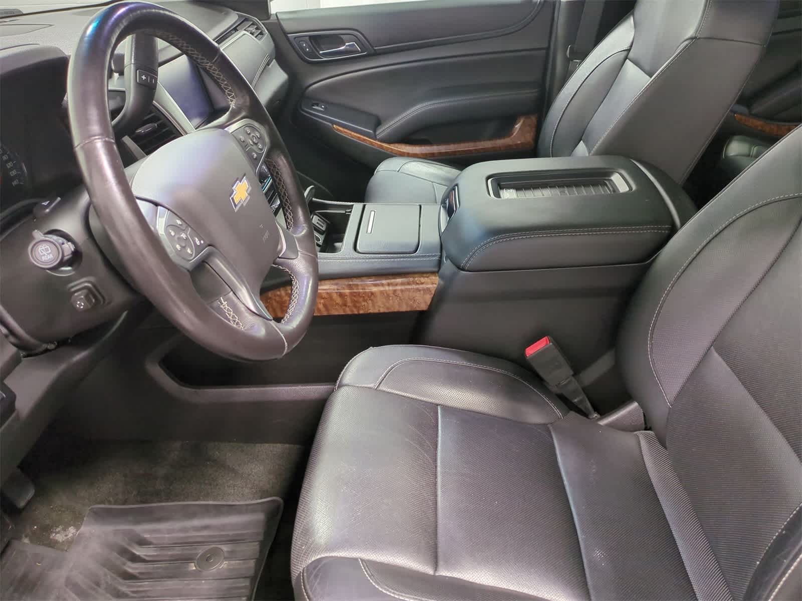 Thumbnail: 2018 Chevrolet Suburban - 16