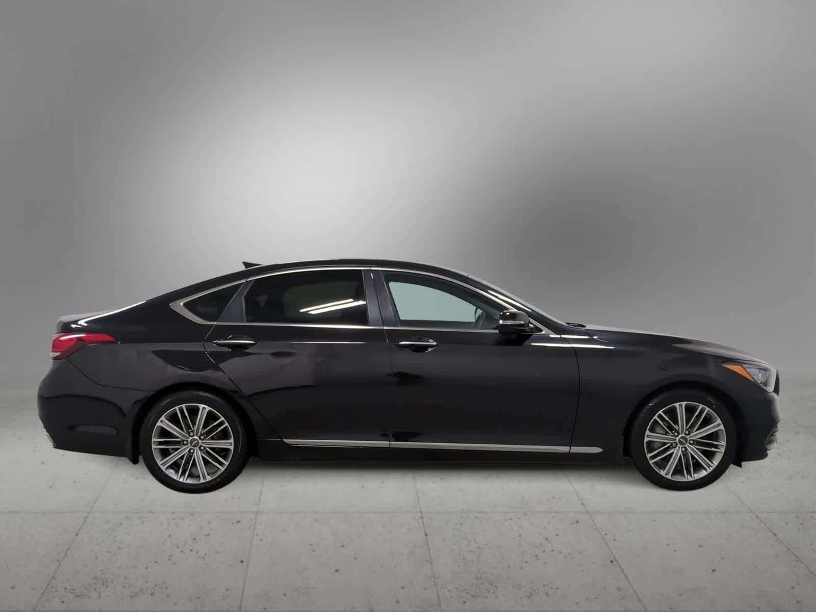 Thumbnail: 2019 Genesis G80 - 9