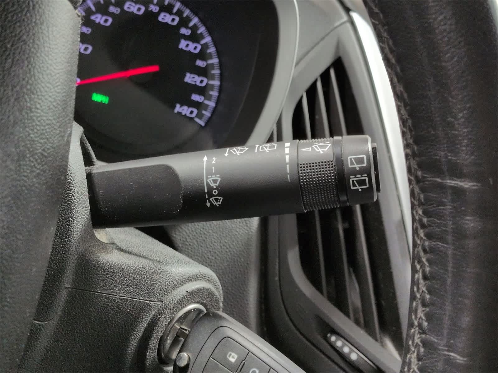 Thumbnail: 2011 Chevrolet Equinox - 27