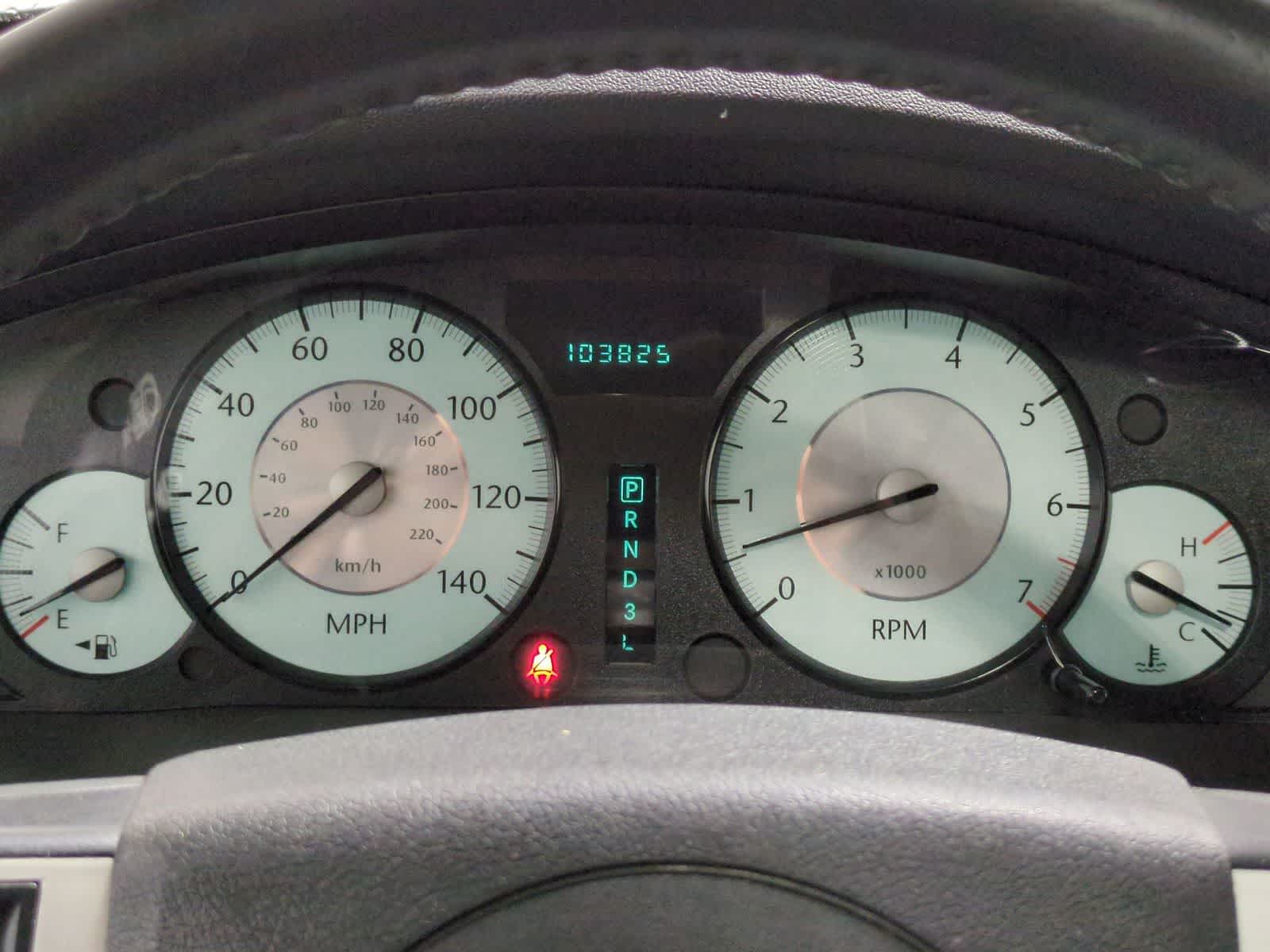 Thumbnail: 2010 Chrysler 300 - 31