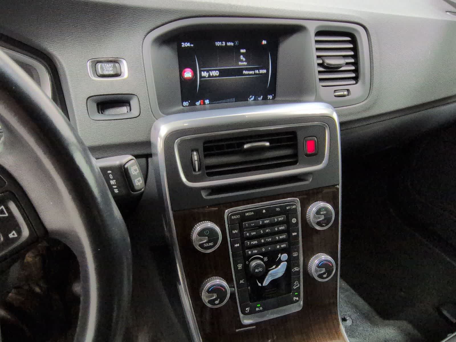 Thumbnail: 2015 Volvo S60 - 31