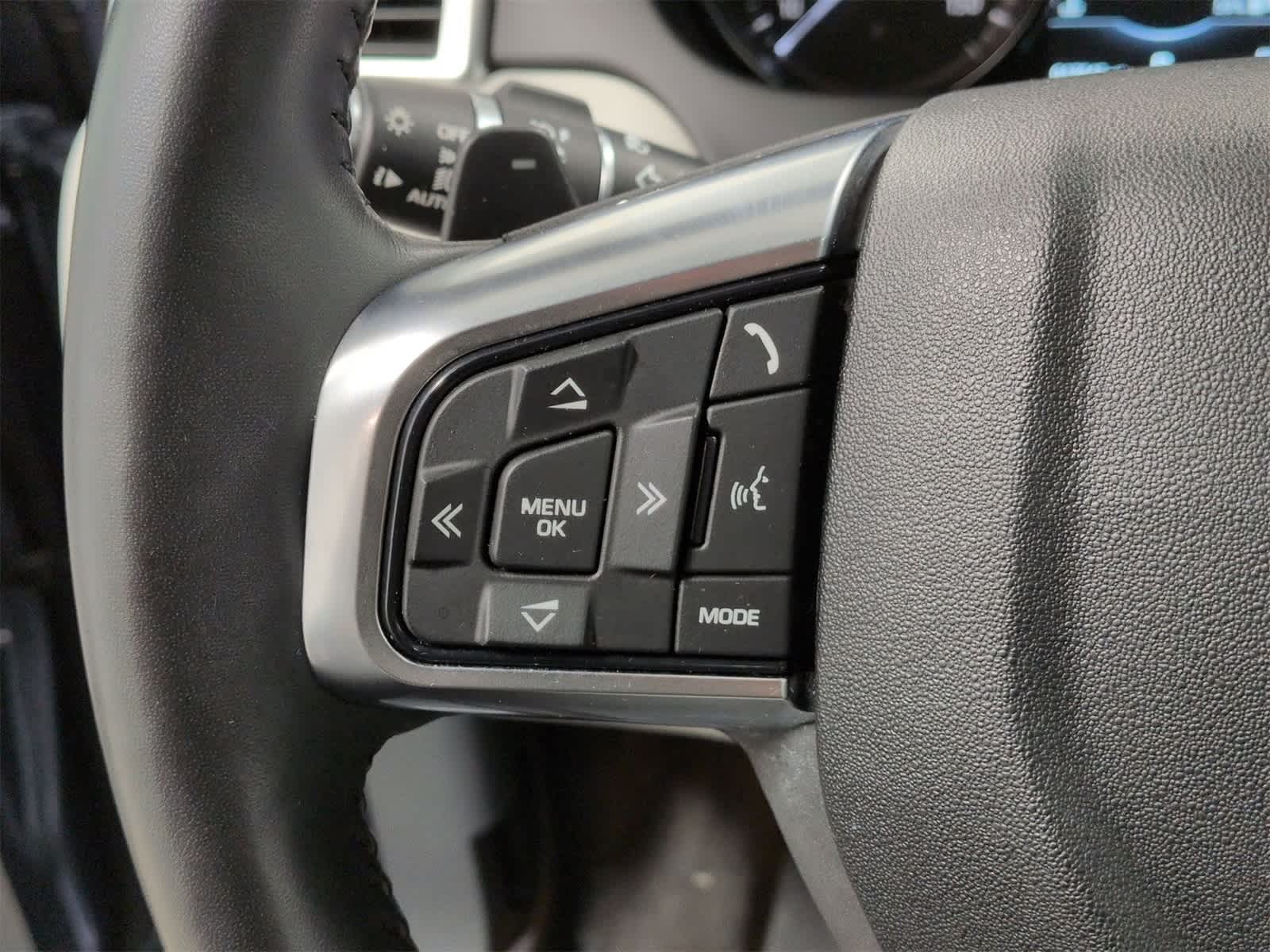 Thumbnail: 2018 Land Rover Discovery Sport - 26