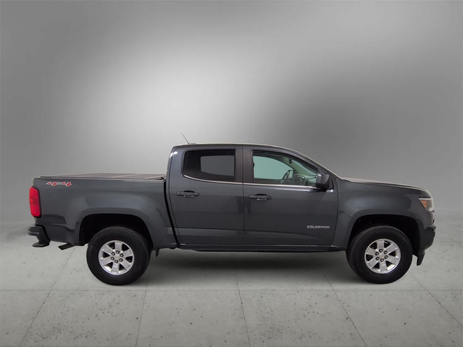 Thumbnail: 2017 Chevrolet Colorado - 9