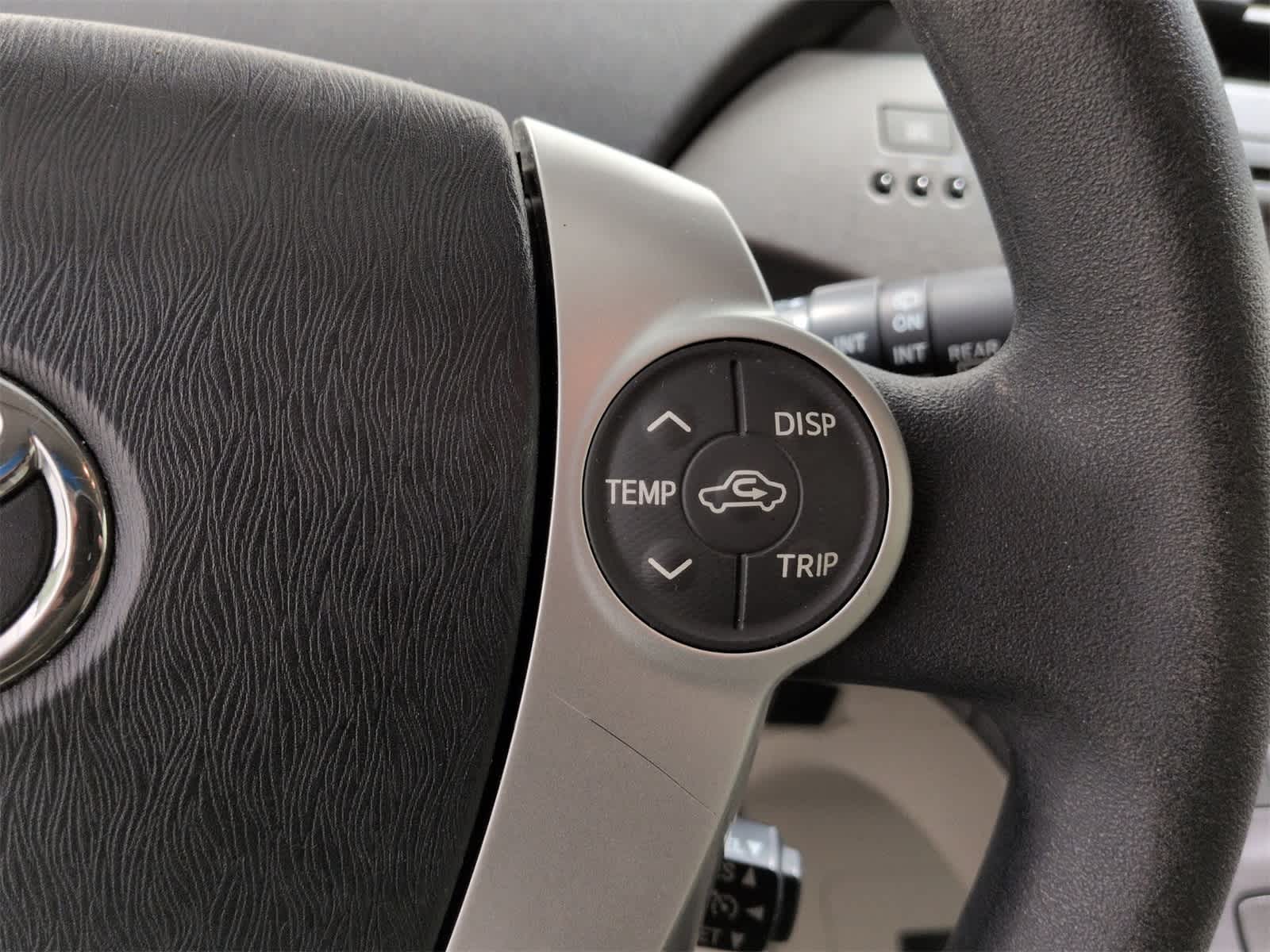 Thumbnail: 2013 Toyota Prius - 25