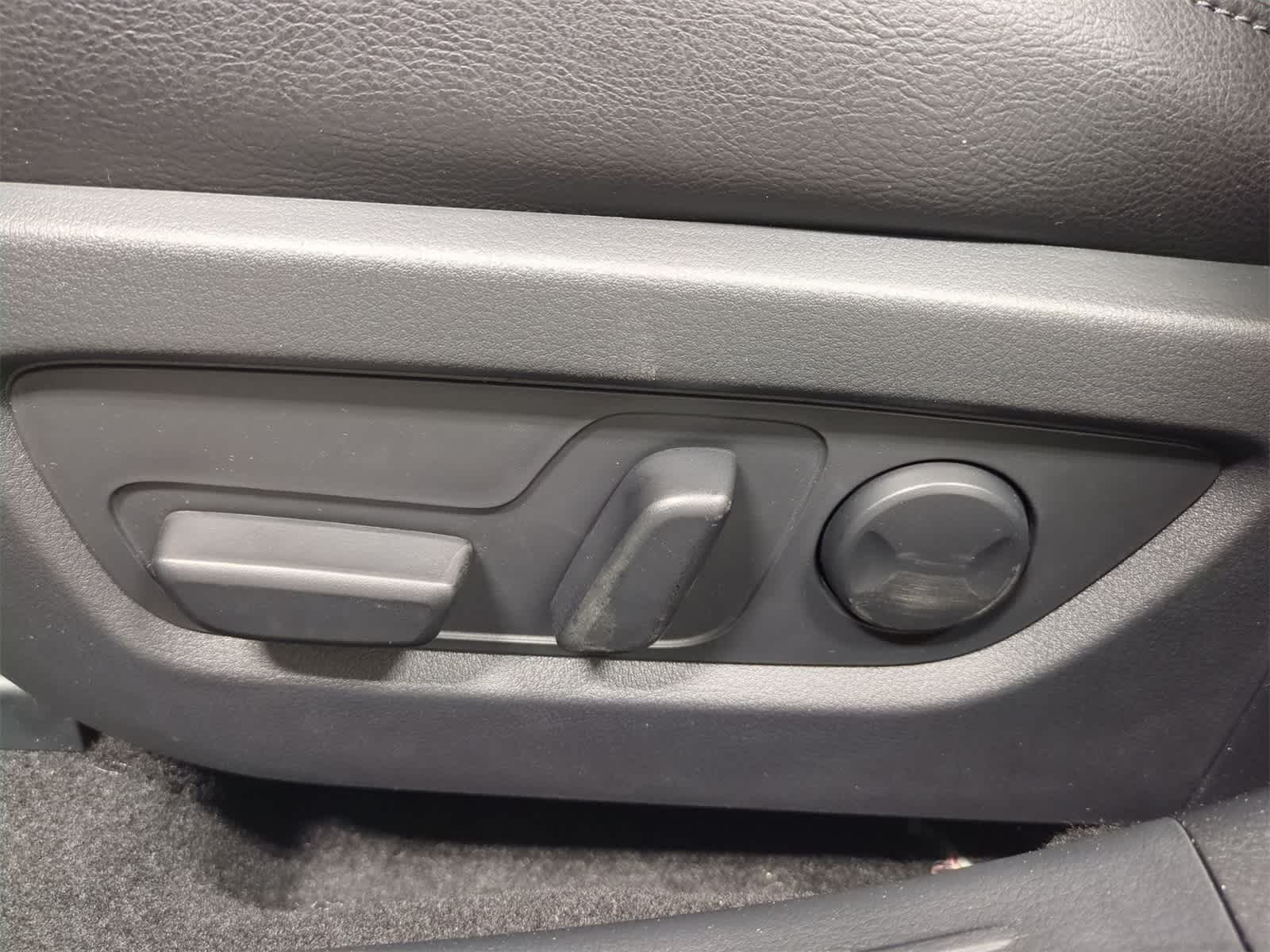 Thumbnail: 2025 Mazda CX-50 - 18