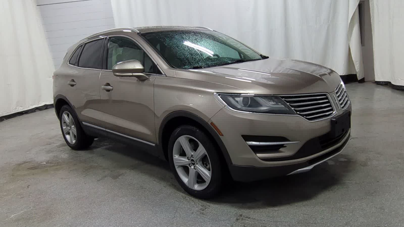 Thumbnail: 2018 Lincoln MKC - 2