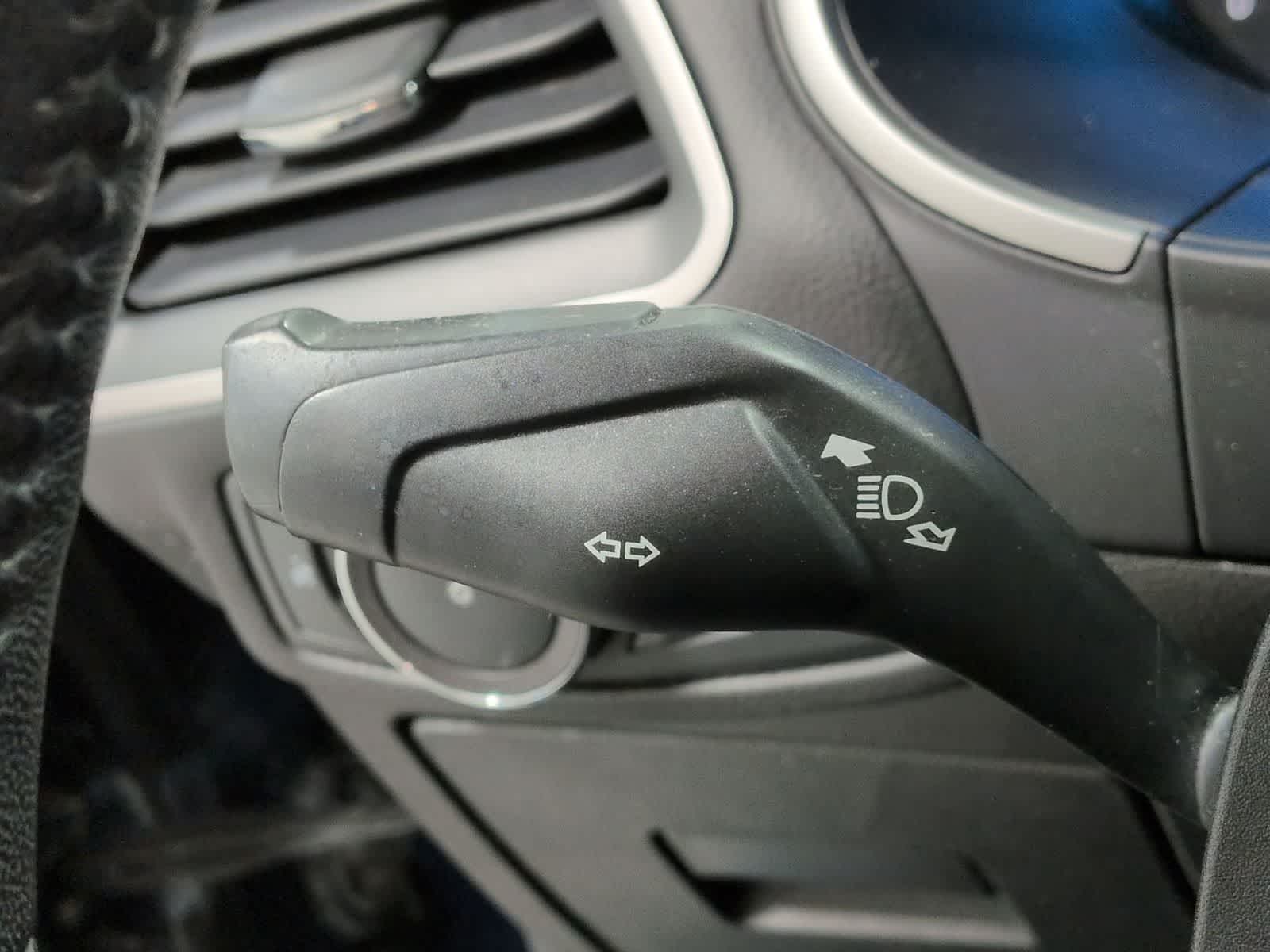 Thumbnail: 2017 Ford Edge - 27