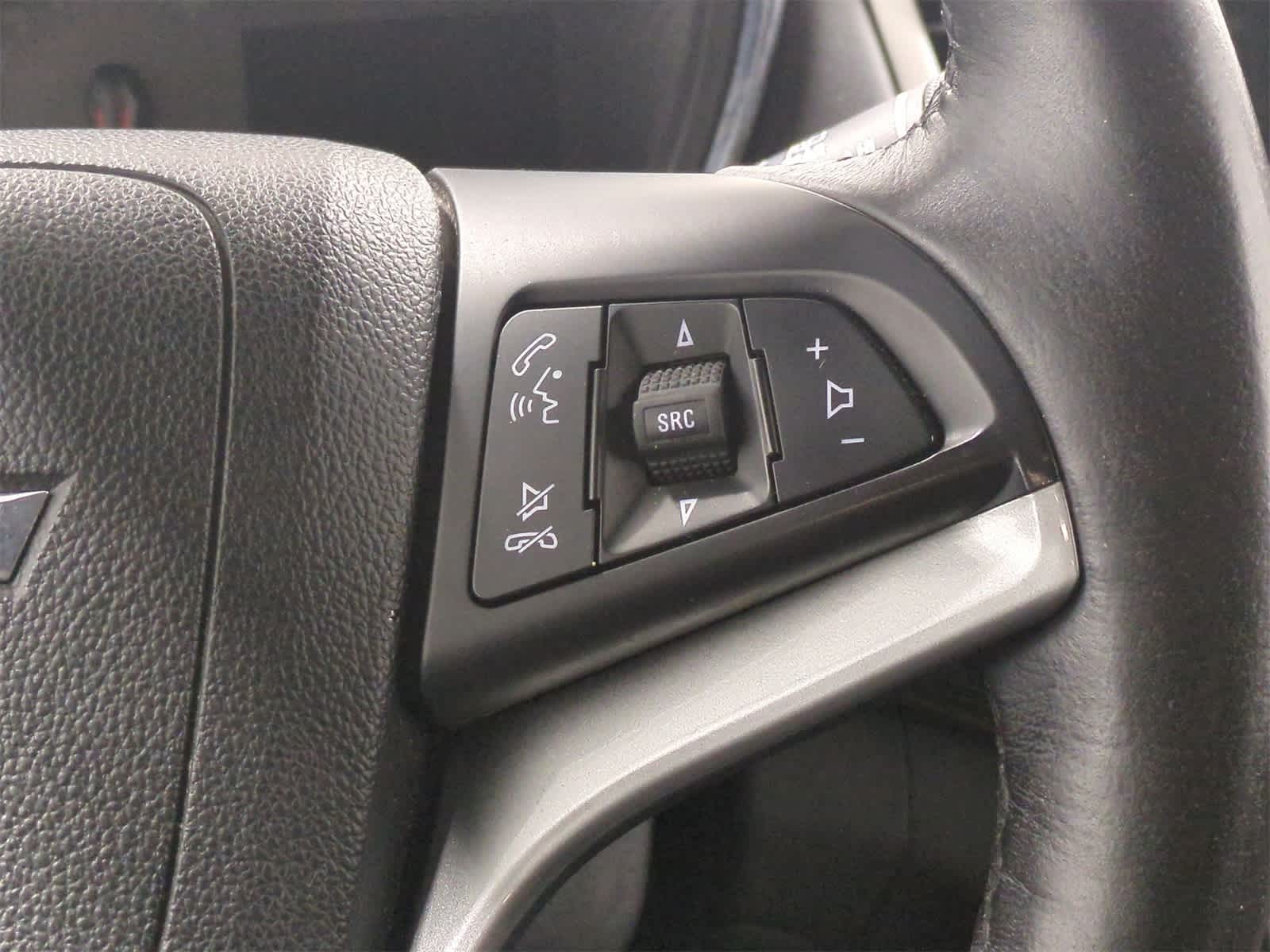 Thumbnail: 2017 Chevrolet Trax - 25