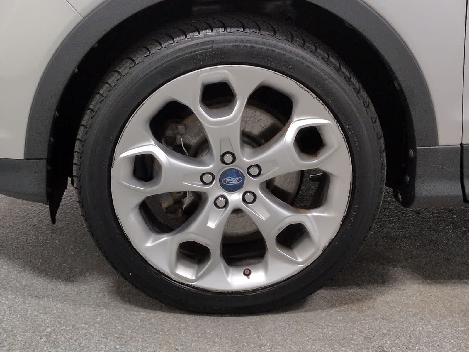 Thumbnail: 2013 Ford Escape - 14