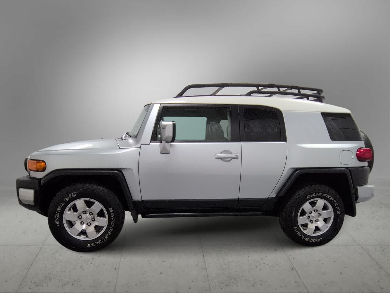 Thumbnail: 2008 Toyota FJ Cruiser - 5