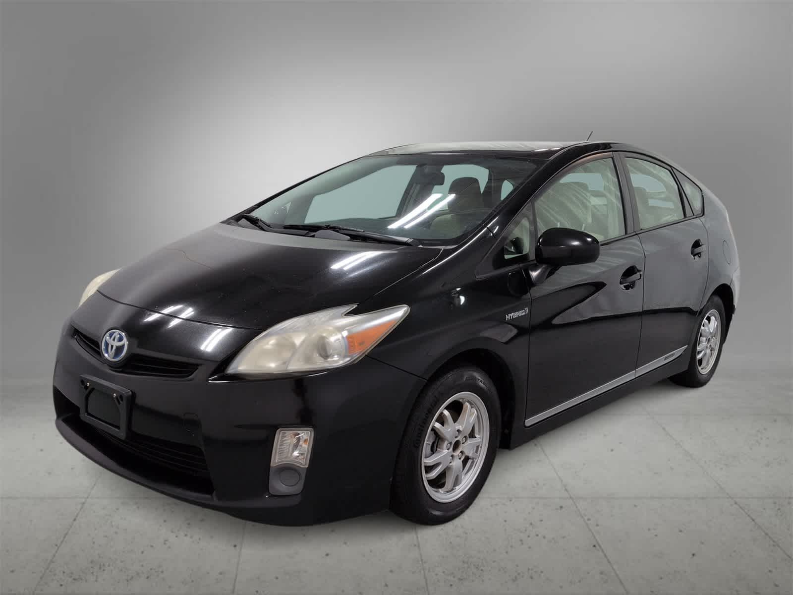Thumbnail: 2011 Toyota Prius - 4