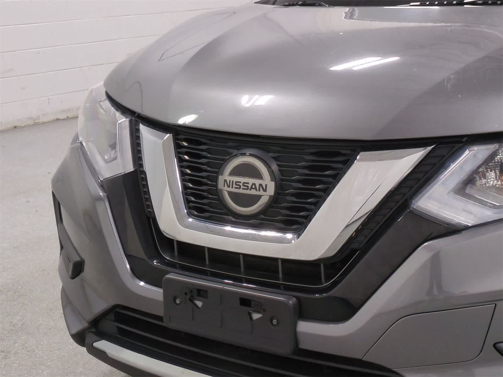 Thumbnail: 2020 Nissan Rogue - 12