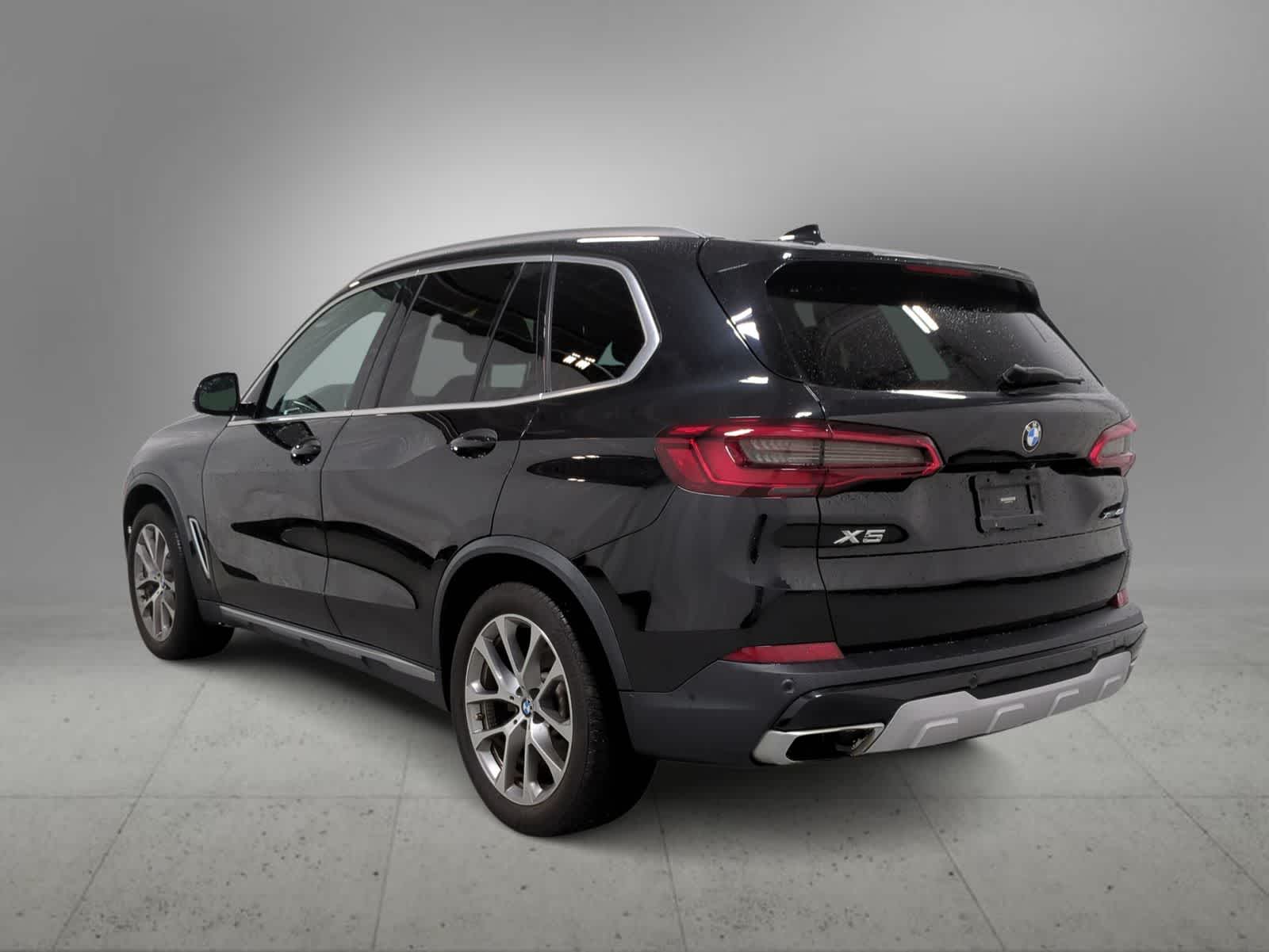 Thumbnail: 2019 BMW X5 - 6