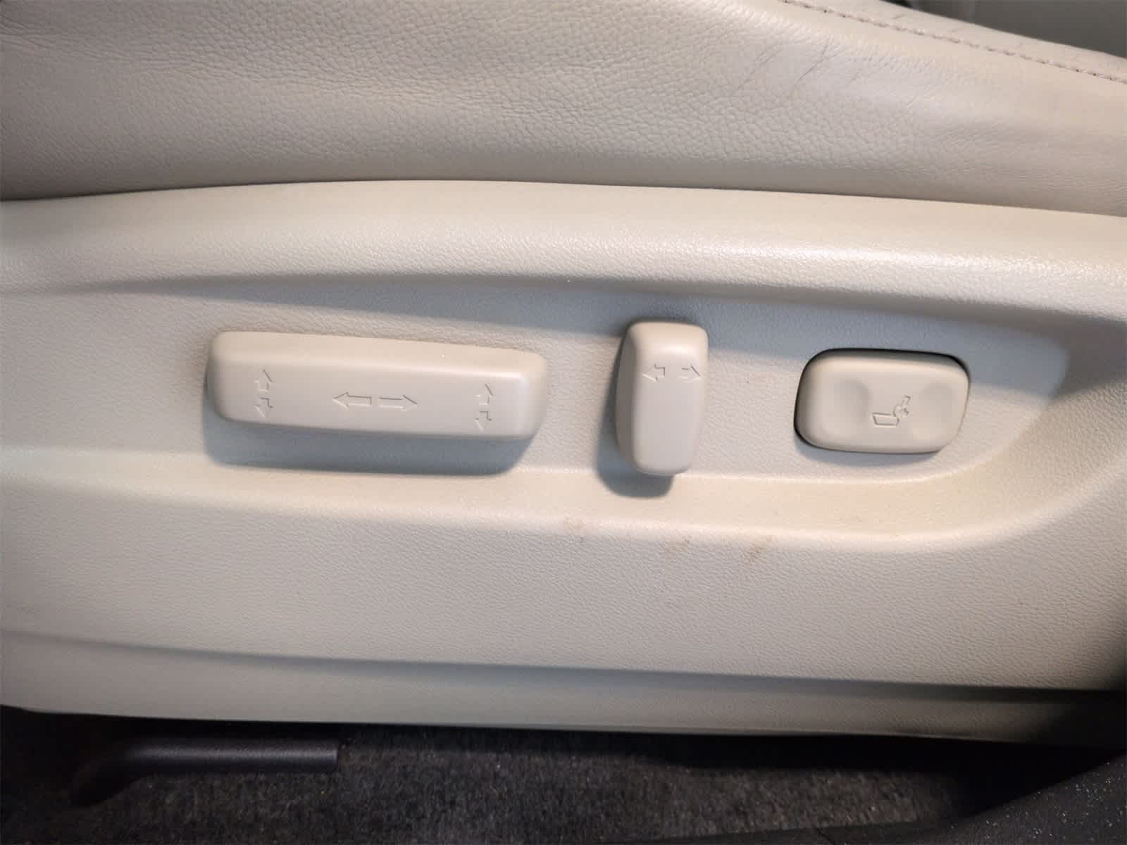 Thumbnail: 2016 Acura MDX - 18