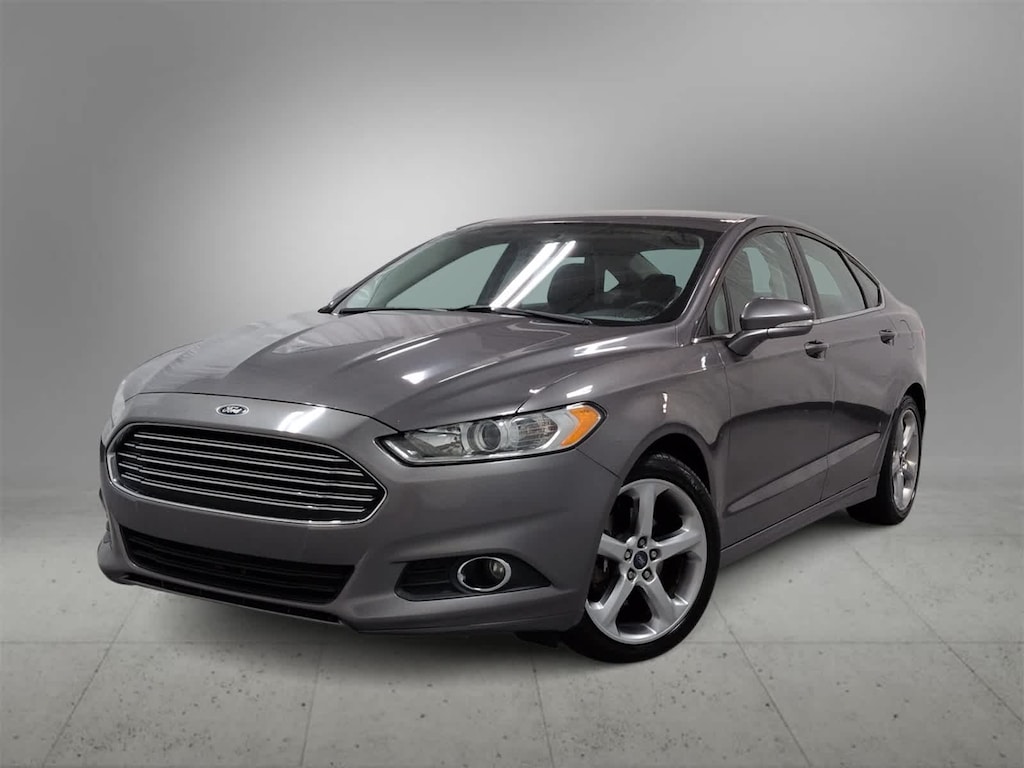 Used 2013 Ford Fusion SE Sedan