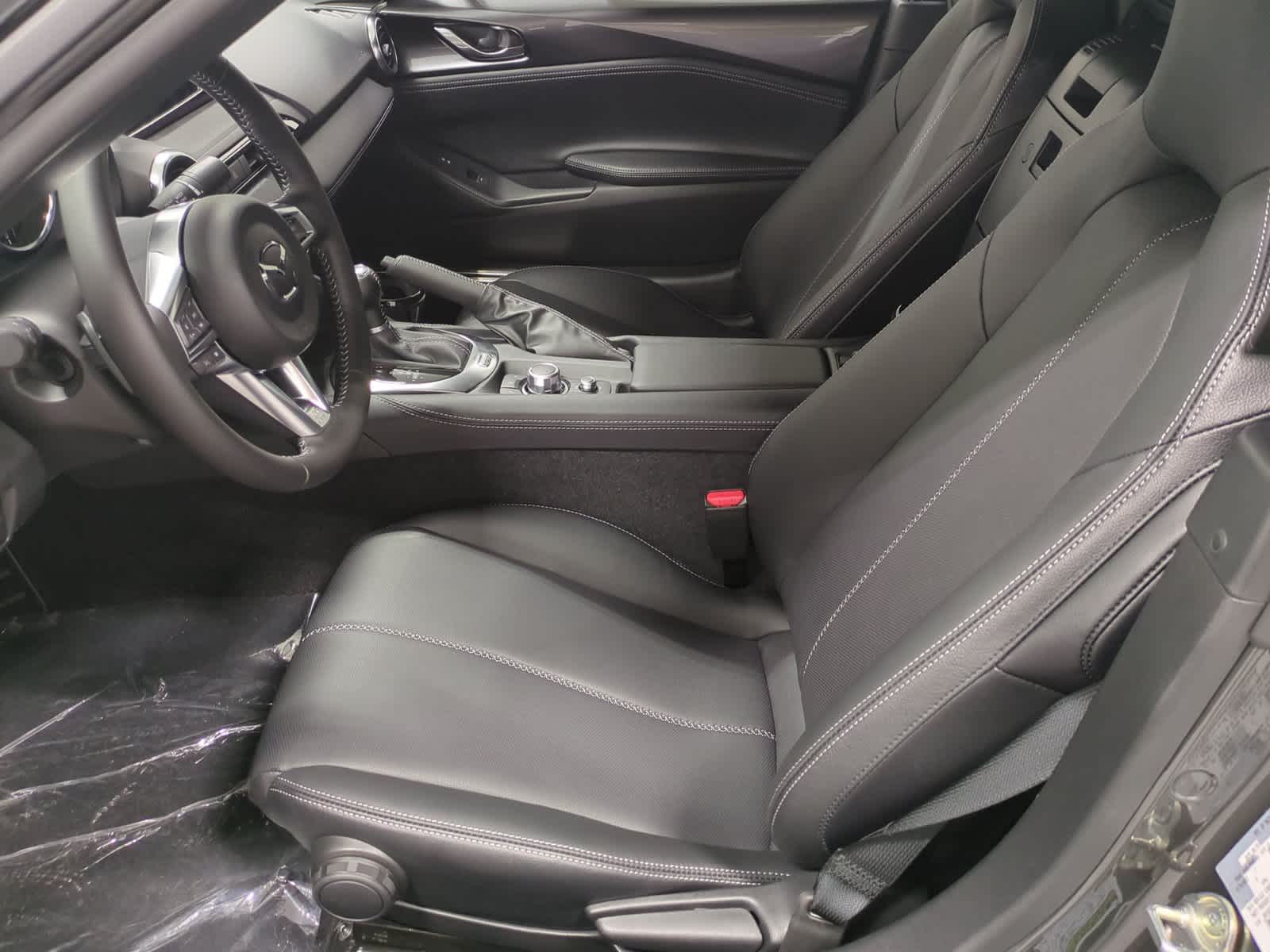 2025 Mazda MX-5 Miata Grand Touring - Photo 18