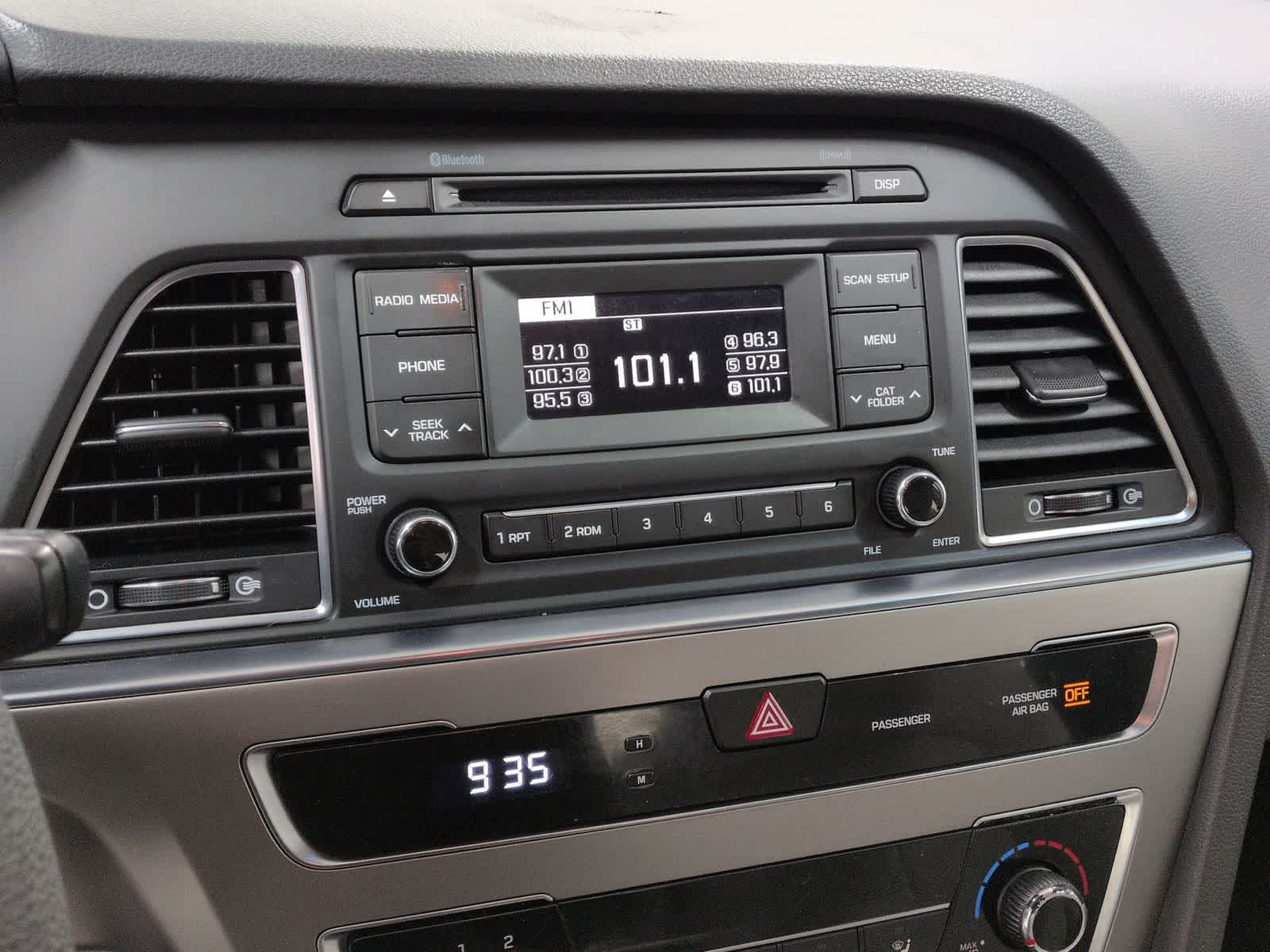 Thumbnail: 2017 Hyundai Sonata - 27