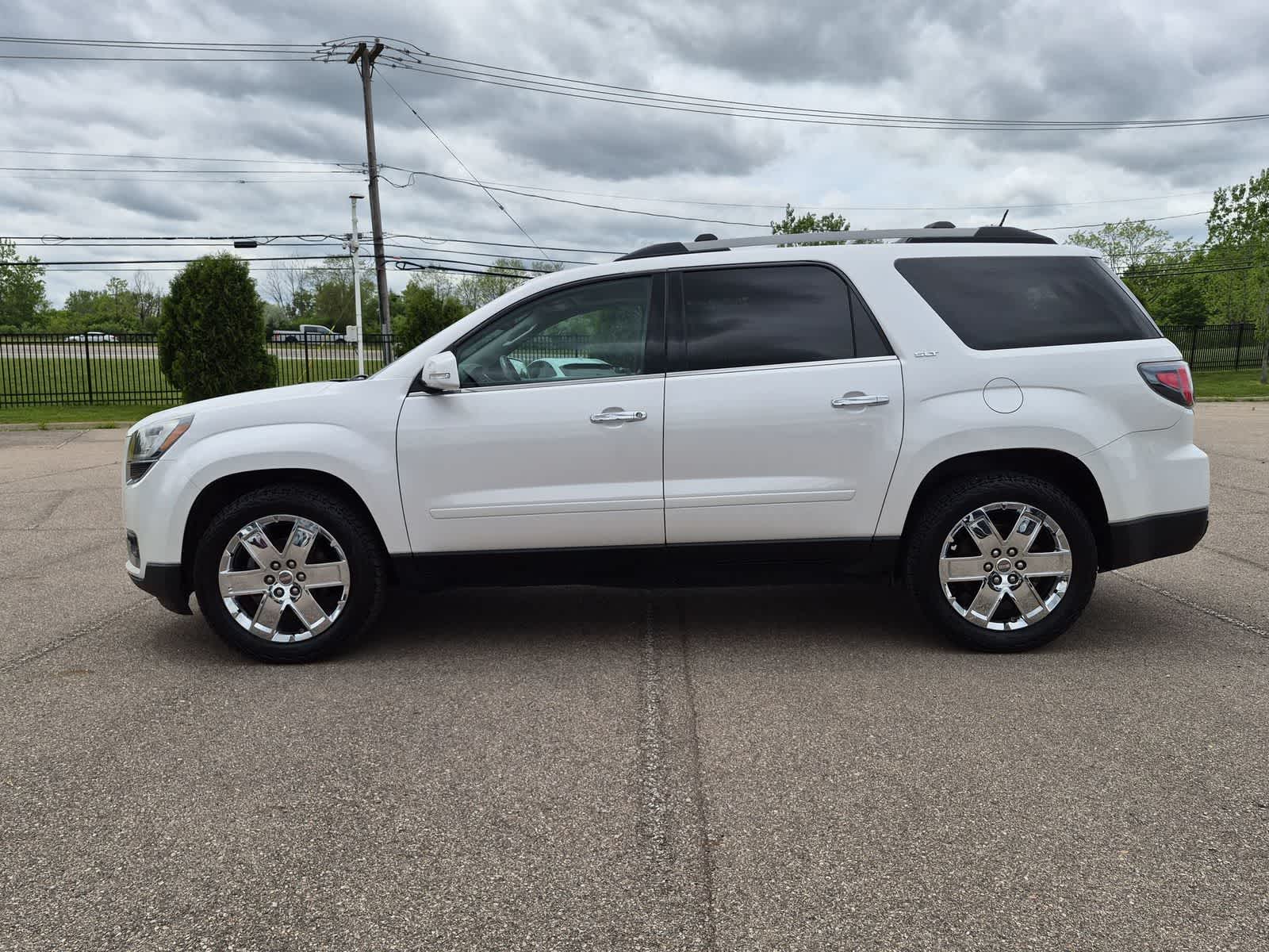 Thumbnail: 2017 GMC Acadia - 11